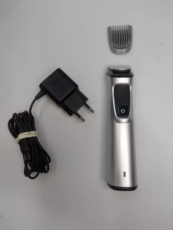 MASZYNKA PHILIPS MG7710