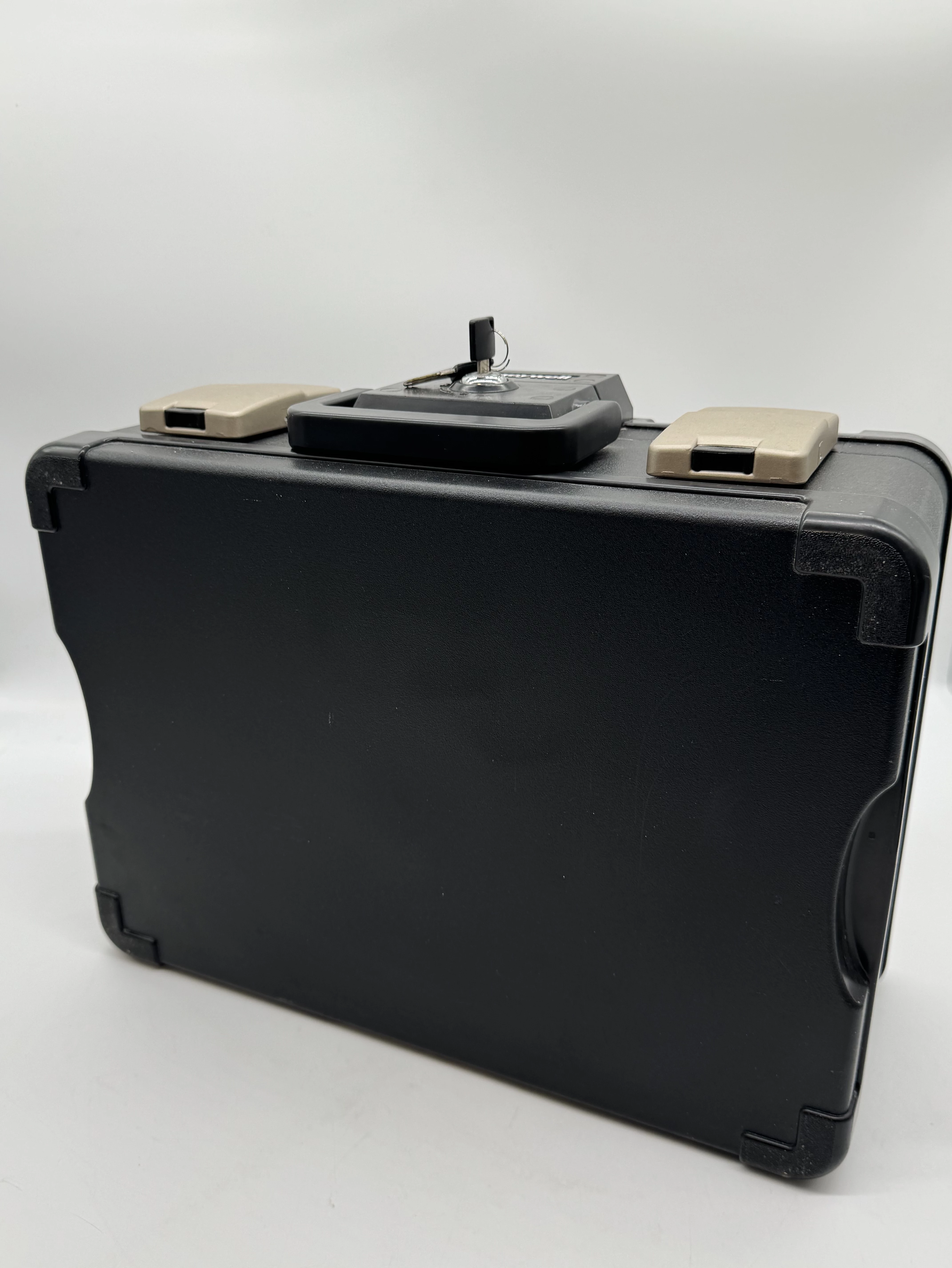 honeywell-sejf-kaseta-pancerna-marka-248929-1798723