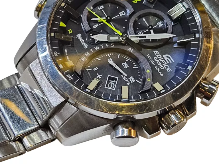 ZEGAREK MĘSKI CASIO EDIFICE TOUGH SOLAR EQB-500-1A2ER