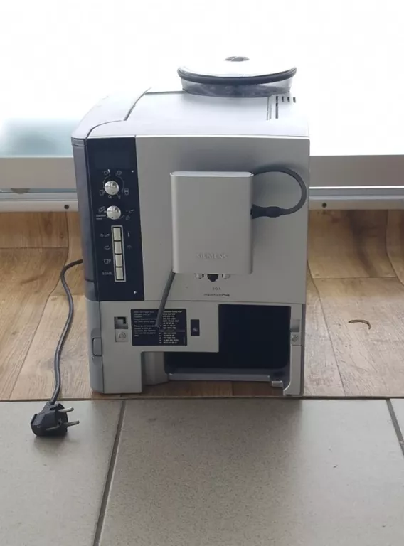 AUTOMATYCZNY EKSPRESS DO KAWY SIEMENS TE 515