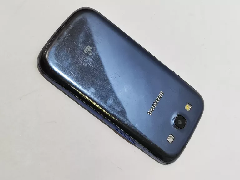 SMARTFON SAMSUNG GALAXY S3 1,5 GB / 16 GB 4G (LTE) NIEBIESKI