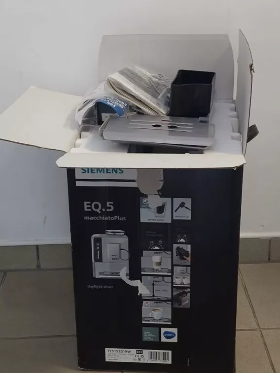 AUTOMATYCZNY EKSPRESS DO KAWY SIEMENS TE 515