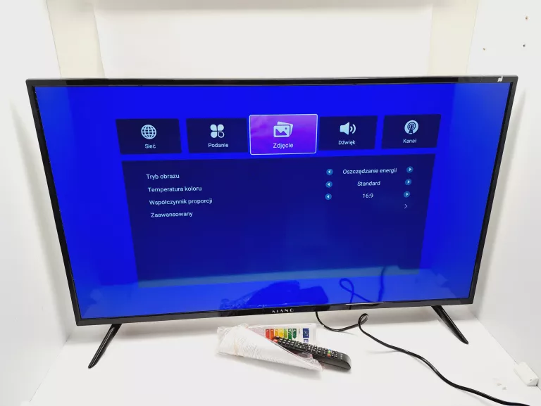 TELEWIZOR KIANO SLIM TV 40 SMART 40" LED FULL HD SMART TV
