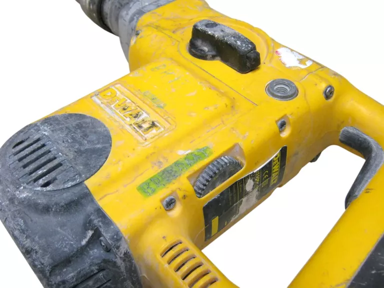 MŁOT UDAROWO - OBROTOWY DEWALT D25500 ZESTAW!!