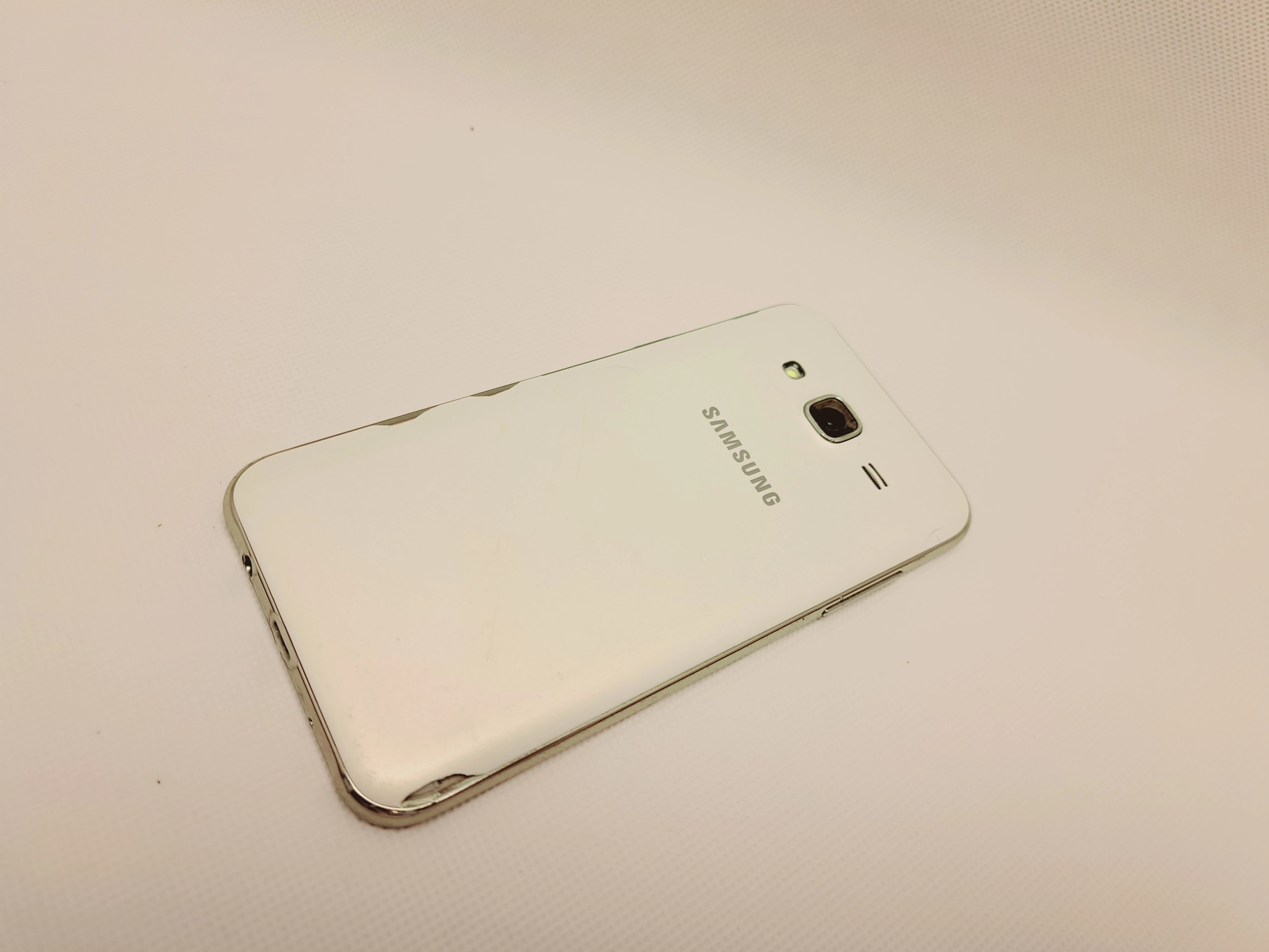 telefon-samsung-galaxy-j5-sm-j500fn-kolor-127448-2