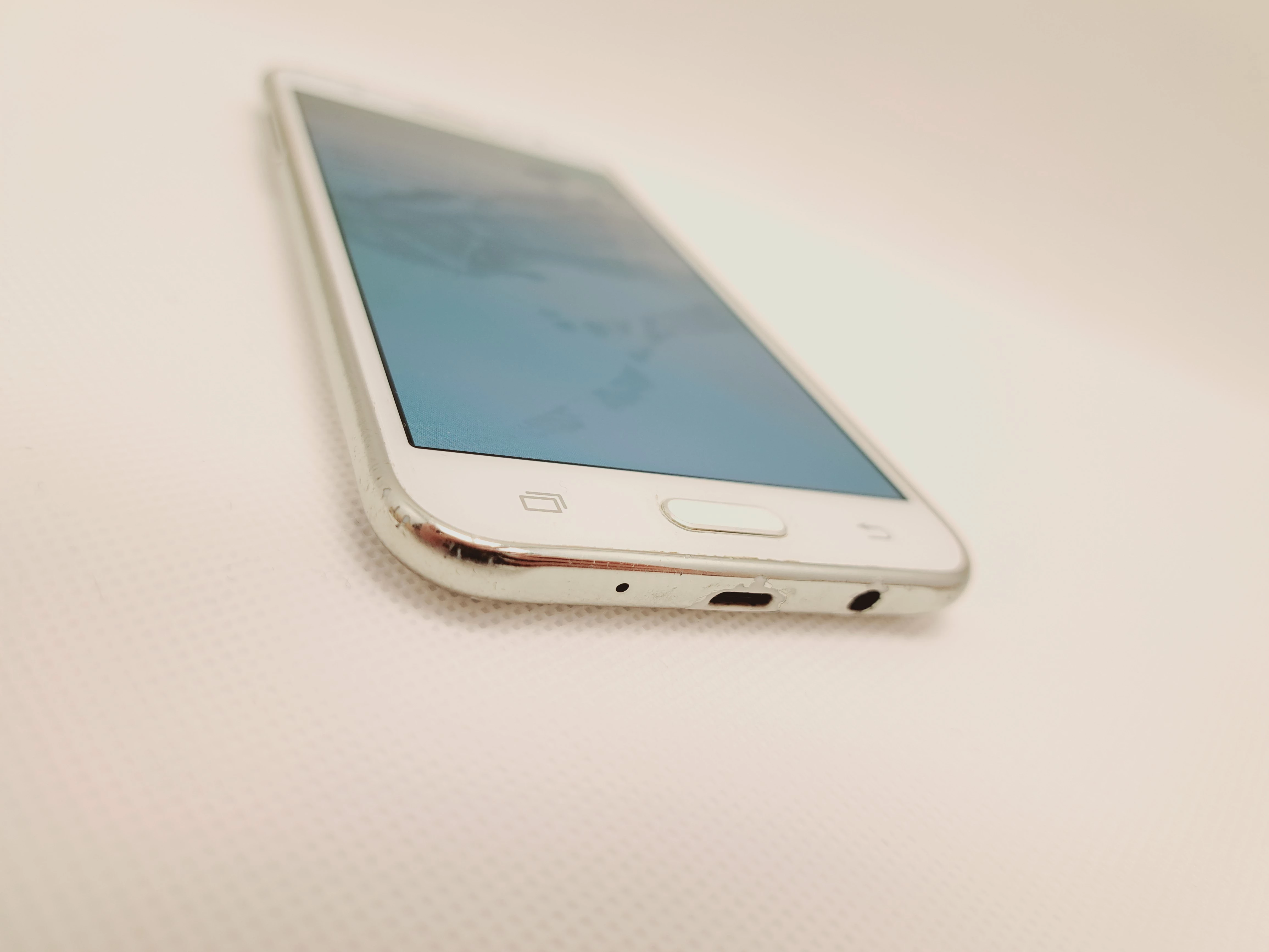 telefon-samsung-galaxy-j5-sm-j500fn-typ-202685-212929