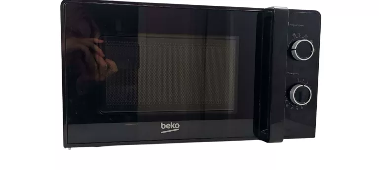 KUCHENKA MIKROFALOWA CZARNA WOLNOSTOJĄCA BEKO MOC20100B 700W 20L