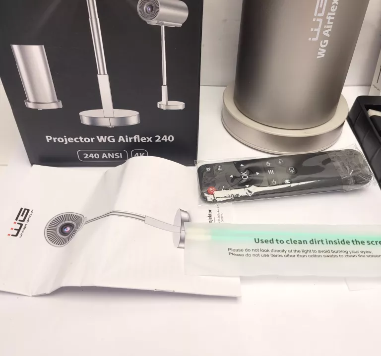 PROJEKTOR WG AIRFLEX 240 + ANDROID TV STICK