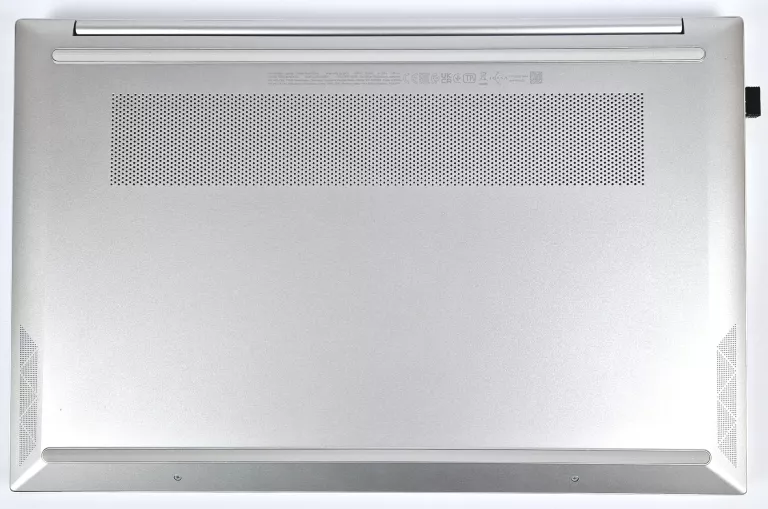 LAPTOP HP PAVILION 15-EH3333NW R5-7530U 16 GB/1 TB