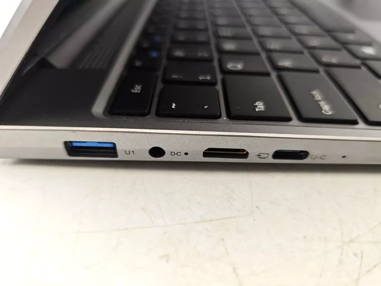 LAPTOP EZBOOK S5 MAX 4GB RAM 128GB SSD