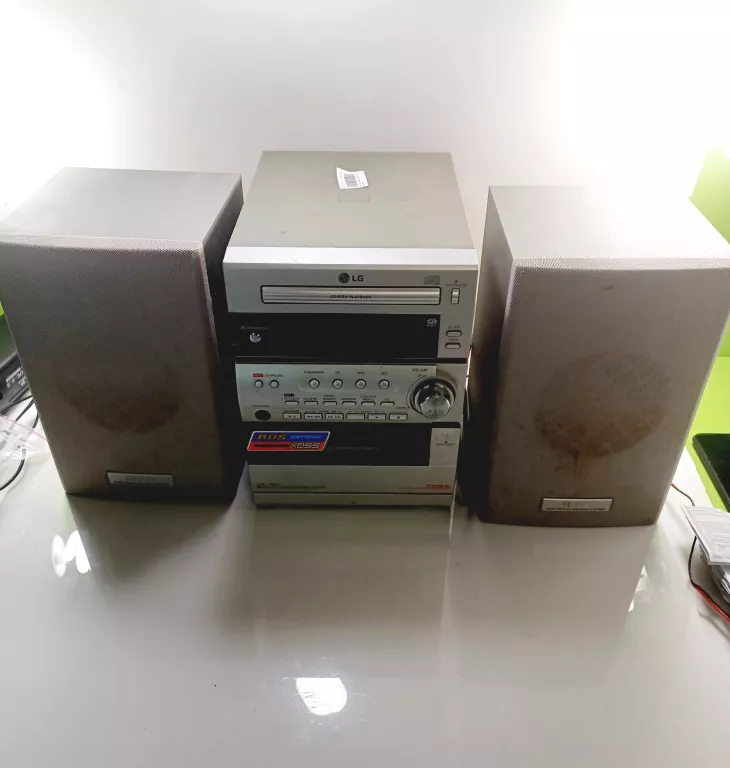 MINI WIEŻA LG LX 130 + GŁOŚNIKI