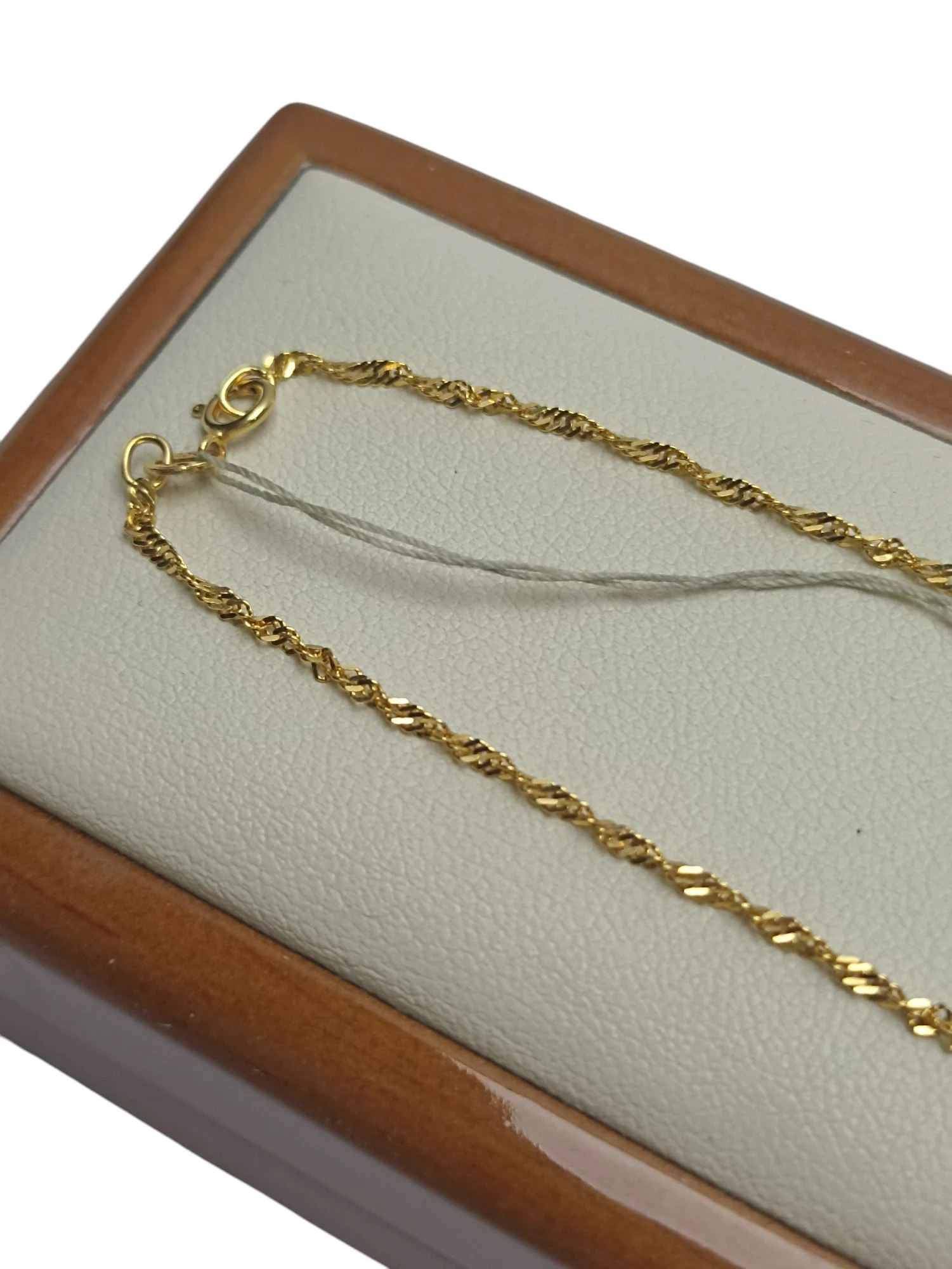 pienkny-zloty-lancuszek-singapur-apart-136g-585p-41cm-material-15835-2