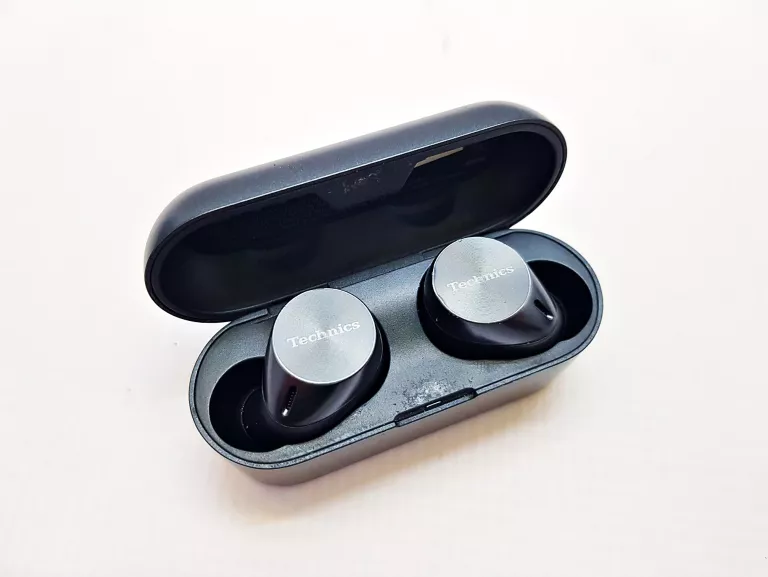 sluchawki-bezprzewodowe-technics-az60-komplet-stan-11323-2