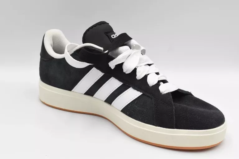 meskie-buty-adidas-grand-court-base-00s-r44-targowa-72-warszawa