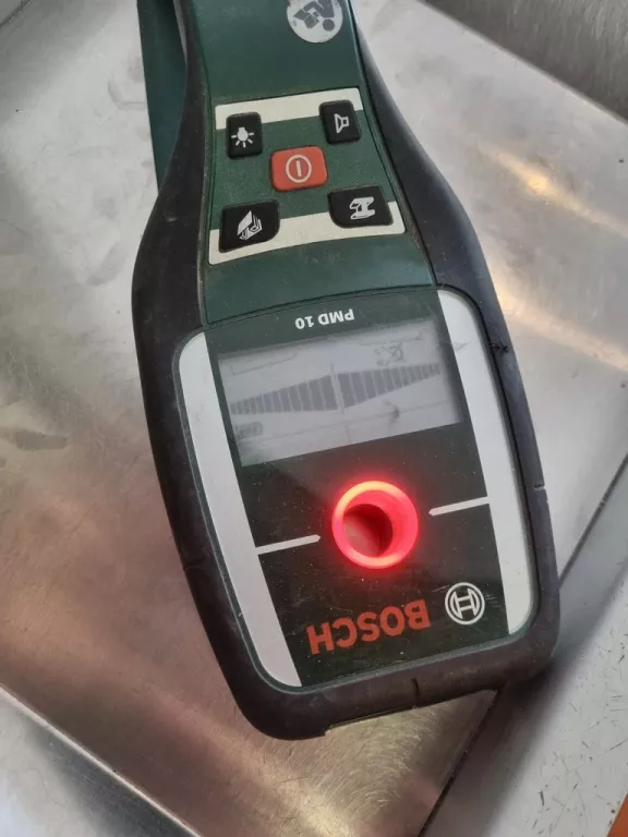 DETEKTOR PRZEWODÓW BOSCH PMD 10