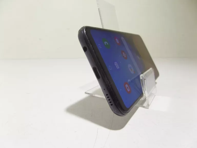 TELEFON SAMSUNG GALAXY A20E