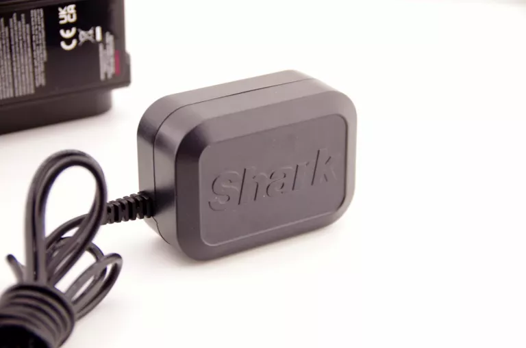 AKUMULATOR DO ODKURZACZA SHARK XBATR725SLEU MODELE IZ400/IZ420 + ŁADOWARKA