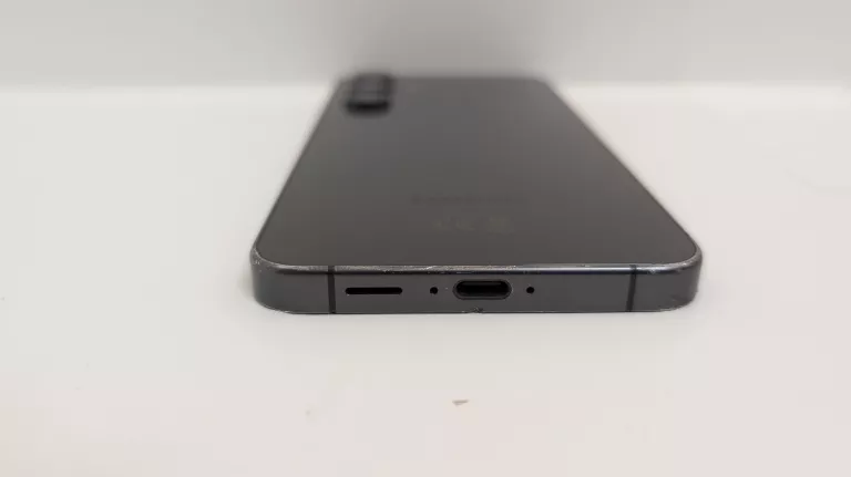 TELEFON SAMSUNG GALAXY S24 FE 8/128 GB !!!OPIS!!!
