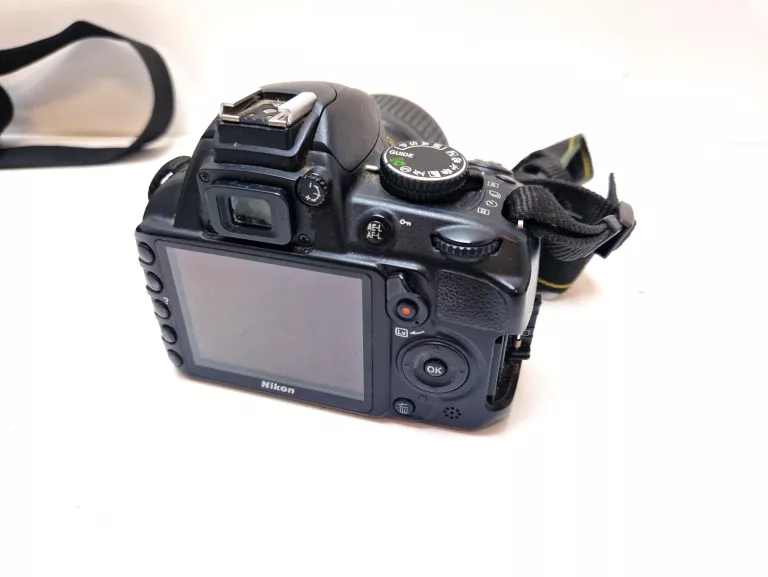 APARAT NIKON D3100 + OBIEKTYW NIKON 18-55MM W ETUI Z ŁAD I DOD BATERIA