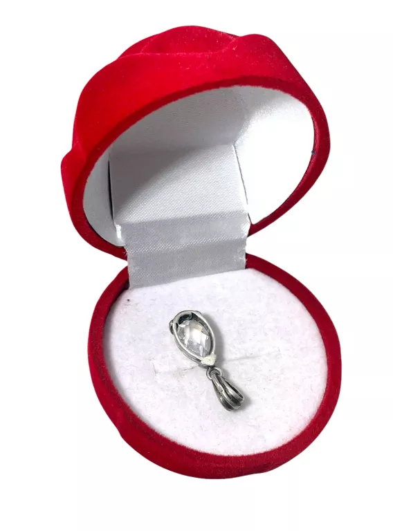 UROCZA SREBRNA ZAWIESZKA Z CYRKONIOWĄ ŁEZKĄ 2,57G 925 2,5CM
