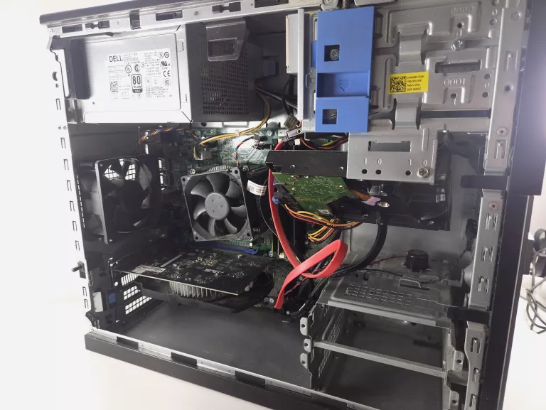 KOMPUTER STACJONARNY I5-4590/8GB RAM/GTX1050/240GB SSD