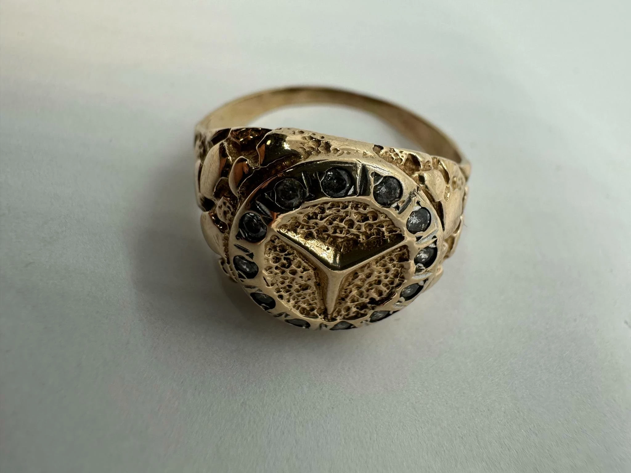 zloty-sygnet-mercedes-585-622g-roz-27-kolor-dominujacy-205826-225106