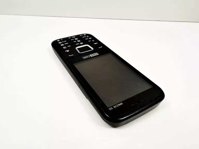 TELEFON MAXCOM MM238 3G