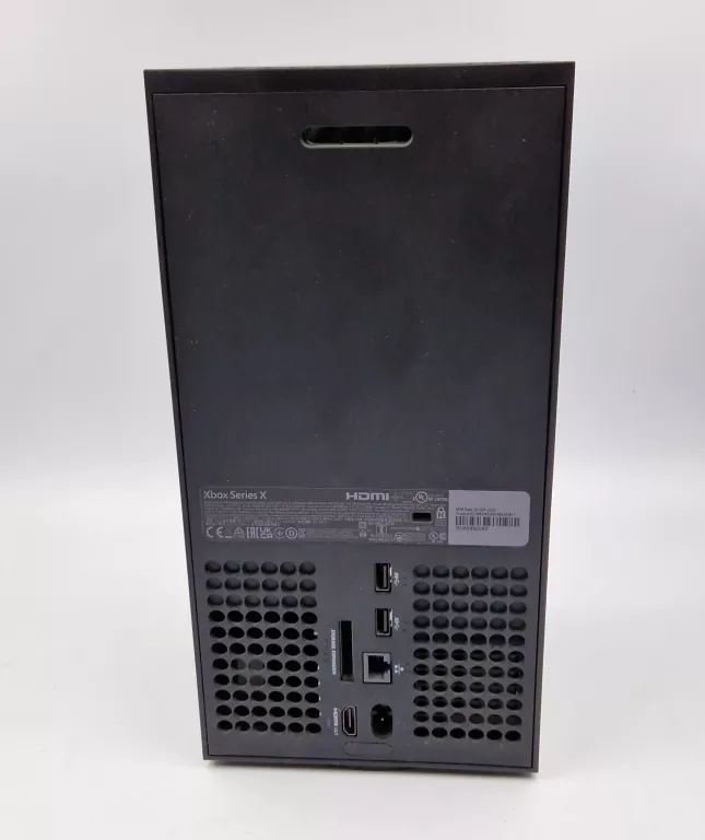 KONSOLA XBOX SERIES X 1TB Z NAPĘDEM