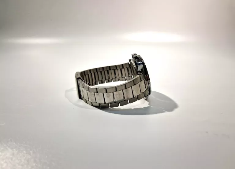 ZEGAREK MĘSKI NARĘCZNY CASIO MTP-VD01
