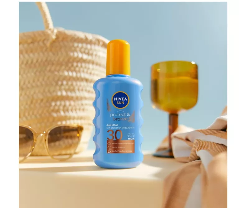 NIVEA SUN PROTECT AND BRONZE BALSAM W SPRAY'U AKTYWUJĄCY OPALENIZNĘ SPF 30