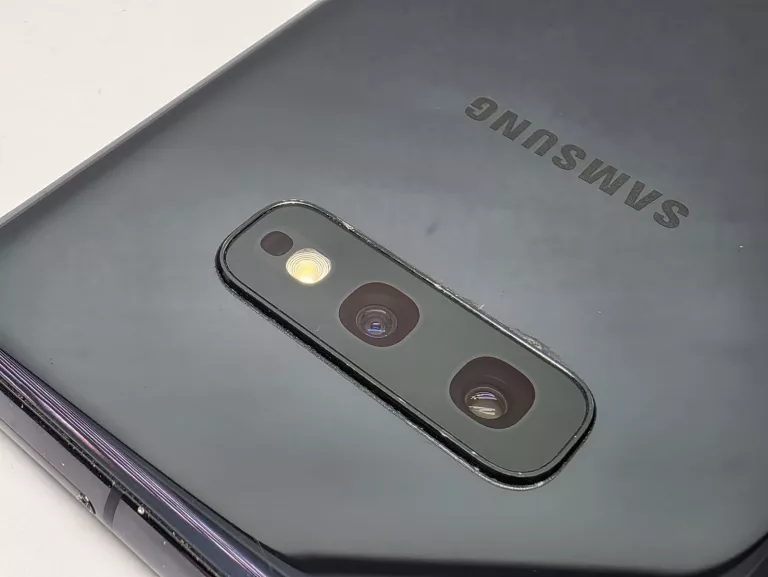 TELEFON SAMSUNG GALAXY S10E 6/128 GB