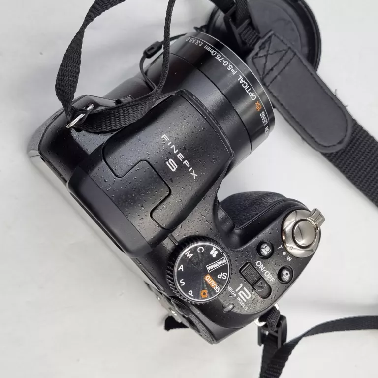 aparat-fujifilm-finepix-s1700-stan-11323-2