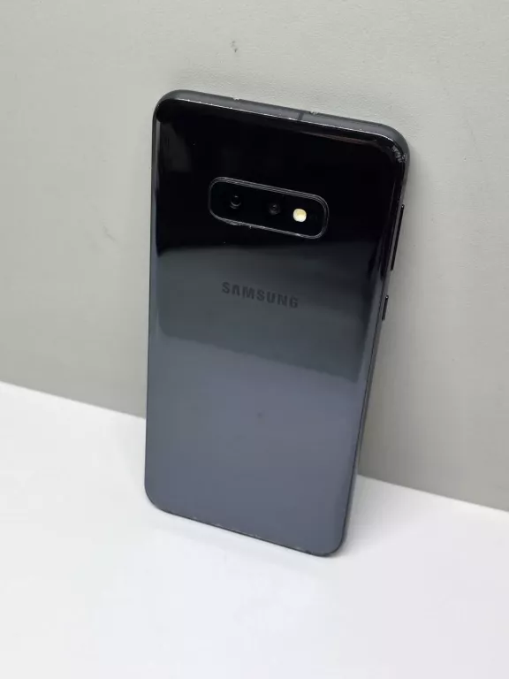 TELEFON SAMSUNG GALAXY S10E 6/128 GB