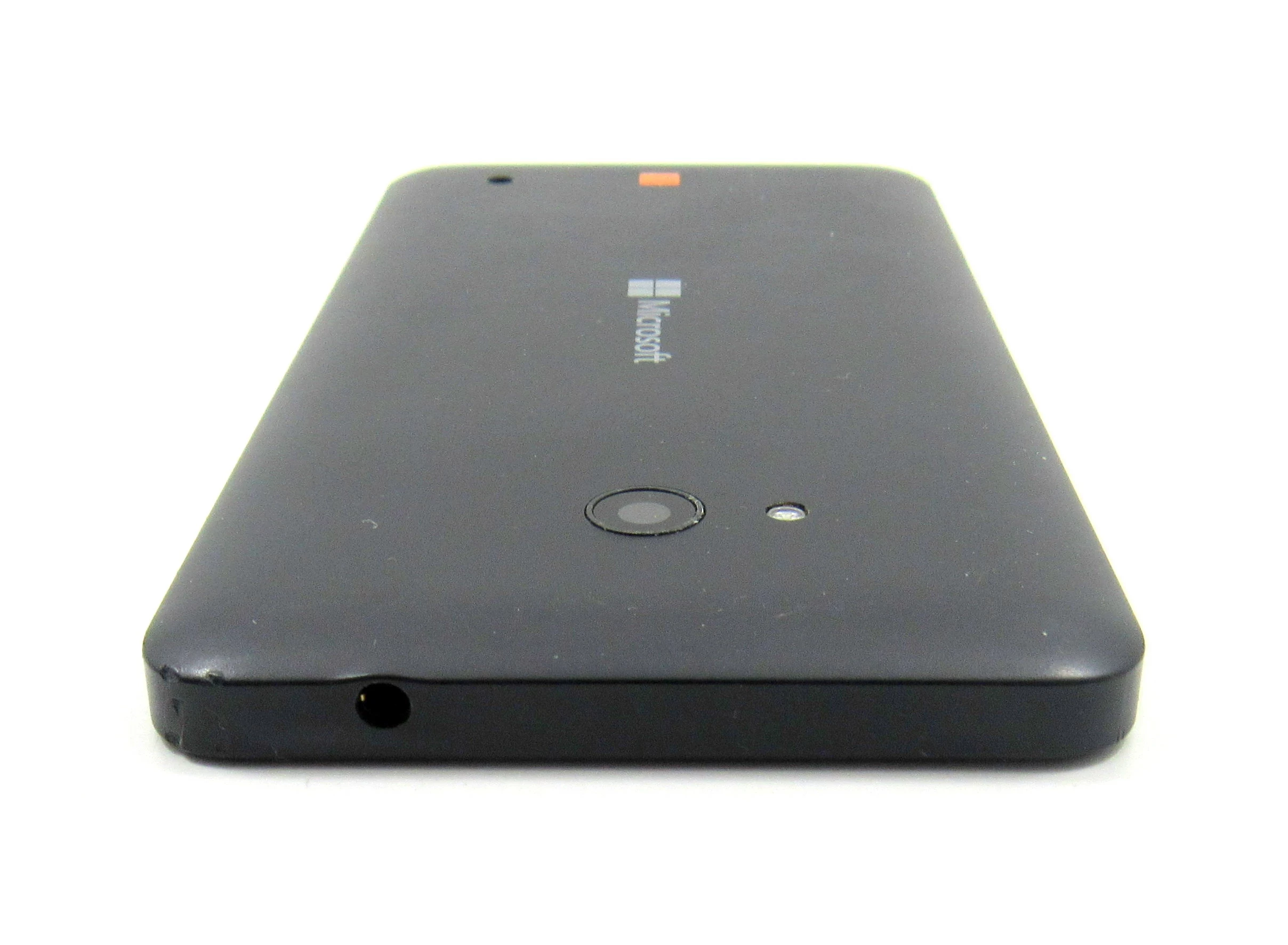 telefon-nokia-lumia-640-przekatna-ekranu-570