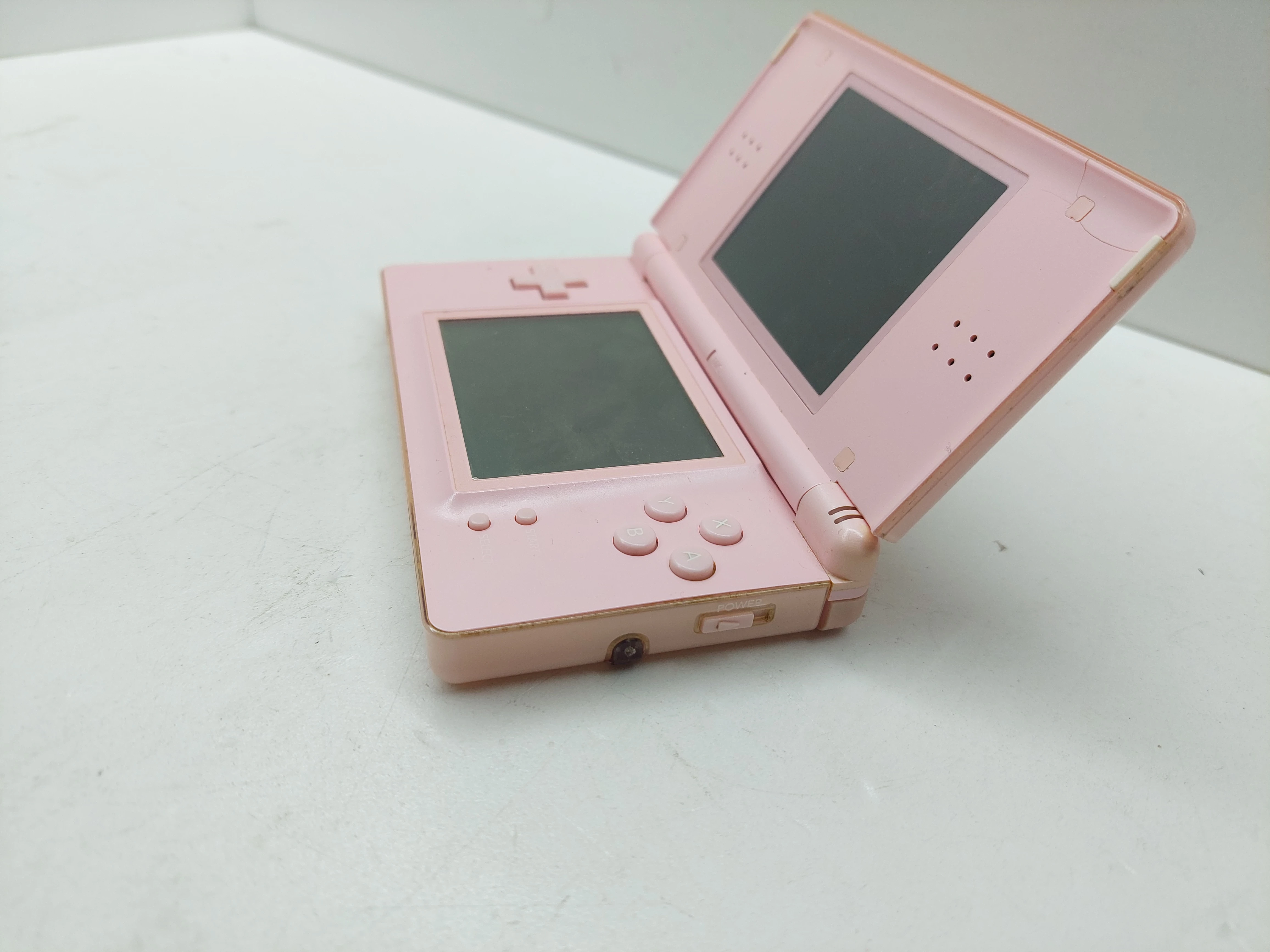 konsola-nintendo-ds-lite-lad-informacje-o-bezpieczenstwie-218669-1