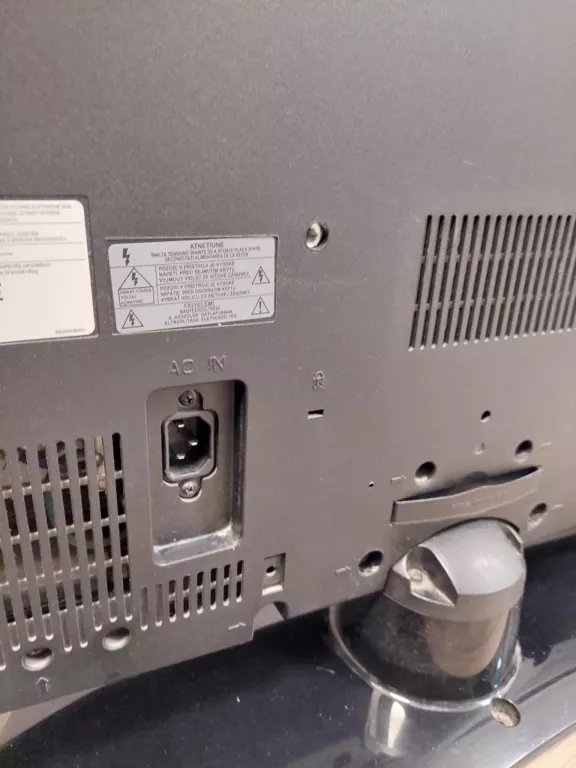 TELEWIZOR LG 37LG3000 FULL HD