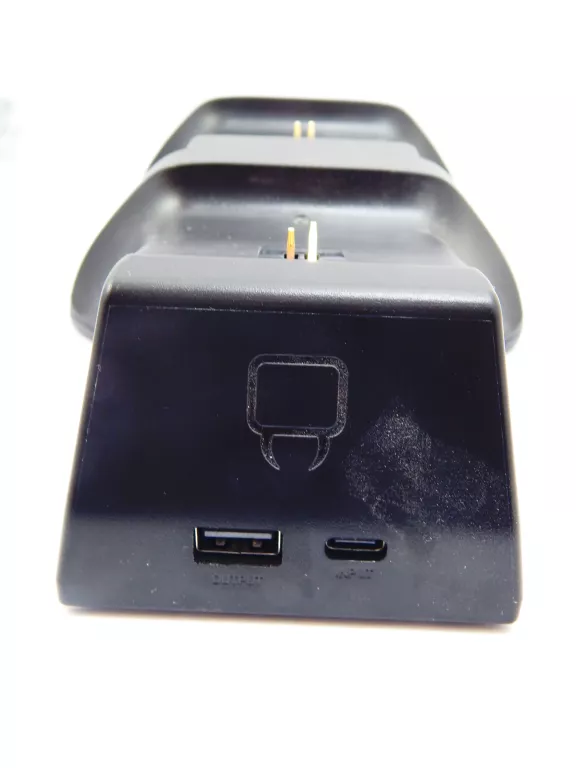 STACJA DOKUJĄCA PAD XBOX SERIES X VENOM