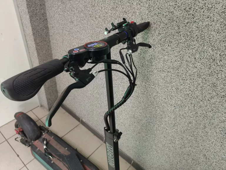 HULAJNOGA ELEKTRYCZNA MEGATTO NJ-AOXIONG AX-HB02
