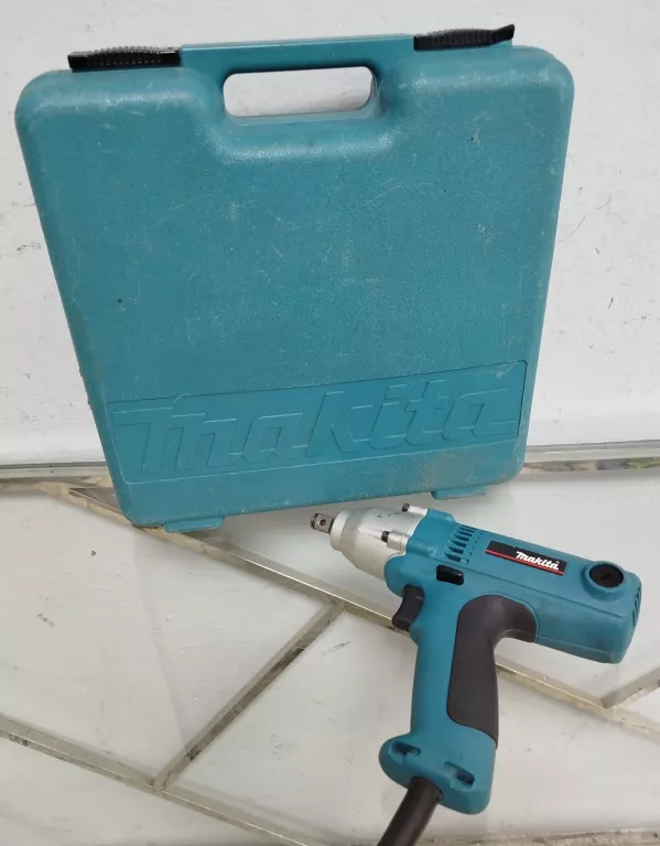 KLUCZ UDAROWY MAKITA 6953