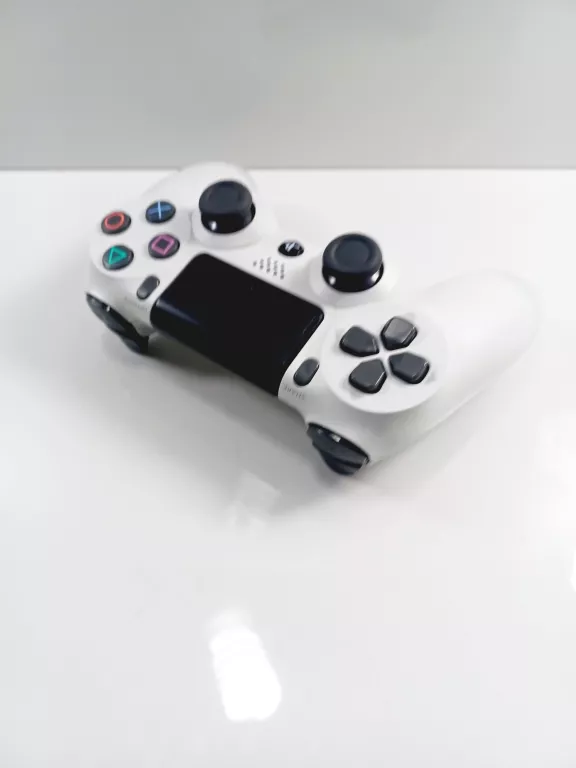 PAD DO PS4 BIALY