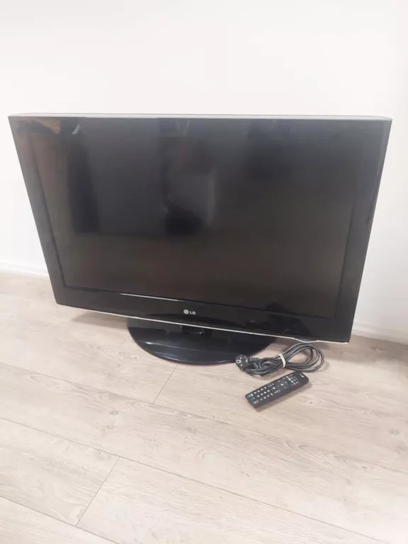 TELEWIZOR LG 37LG3000 FULL HD