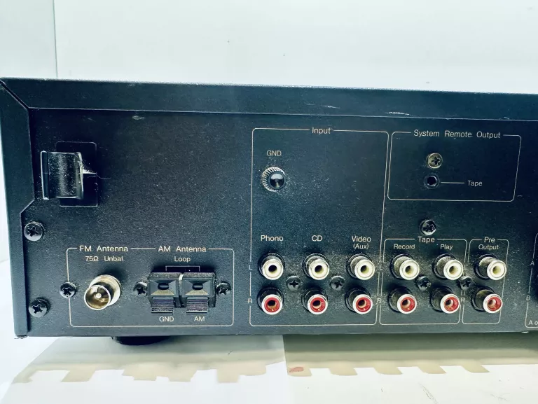 NAKAMICHI RE-3 MELODYJNY AMPLITUNER STEREO PILOT