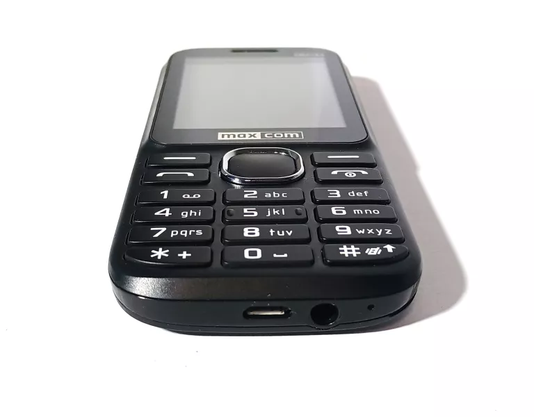 TELEFON MAXCOM MM143
