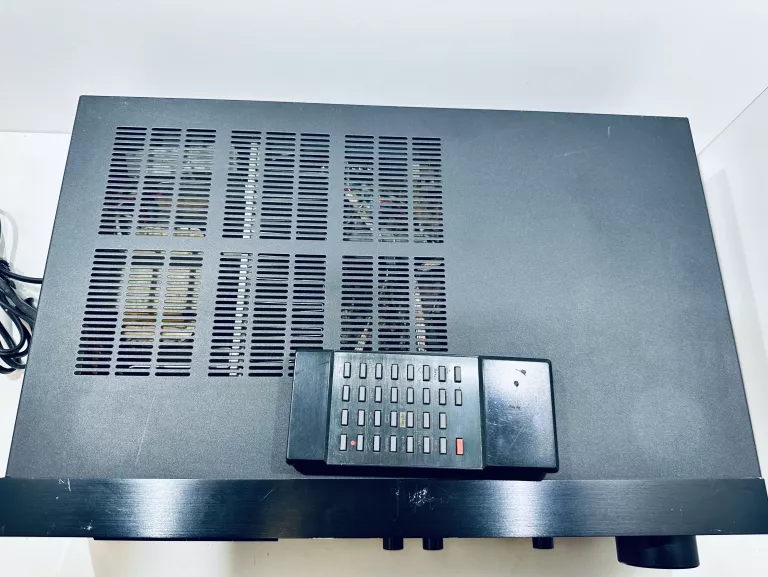 NAKAMICHI RE-3 MELODYJNY AMPLITUNER STEREO PILOT