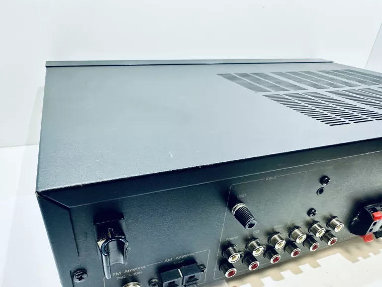 NAKAMICHI RE-3 MELODYJNY AMPLITUNER STEREO PILOT