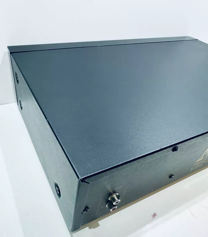 NAKAMICHI MB 4S ZMIENIARKA CD X 7 PŁYT ODTWARZACZ