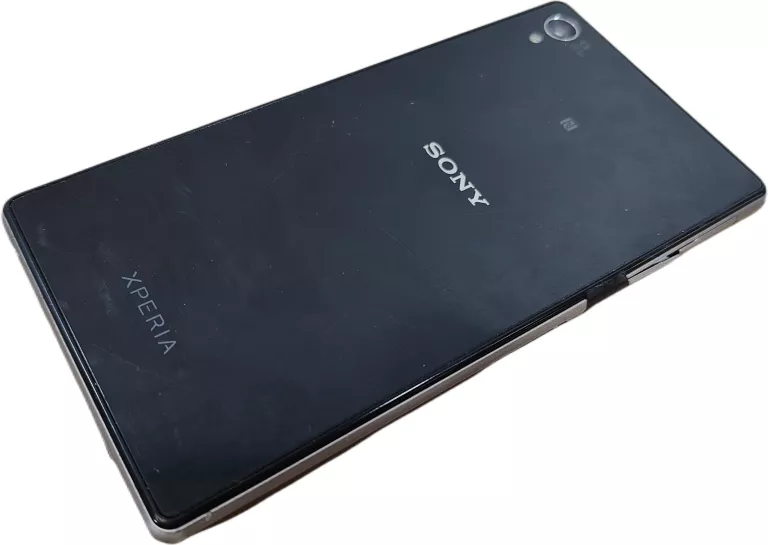 SMARTFON SONY XPERIA Z1 C6903 2 GB / 16 GB 20MPX BIAŁY