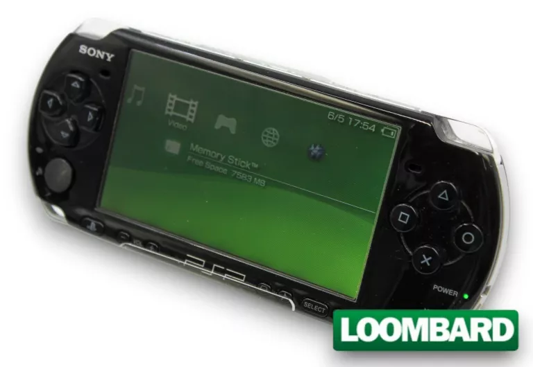 KONSOLA SONY PSP SLIM 3004 + KARTA PAMIĘCI 8 GB, ŁADOWARKA, ETUI, GRY