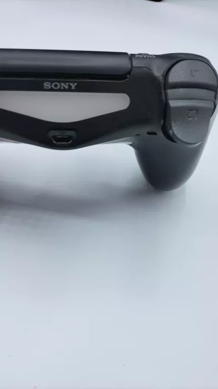 KONSOLA SONY PLAYSTATION 4 OKAZJA
