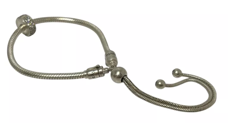 PANDORA ŚCIĄGANA BRANSOLETKA O SPLOCIE WĘŻYKOWYM + CHARMS